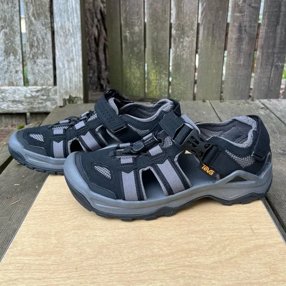 Teva Men’s Omnium 2 Hybrid Hiking Water Shoes in Black & Gray Sz 8